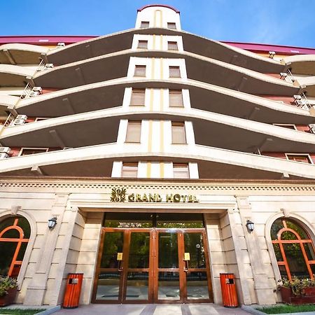 Atb Grand Hotel Atyrau Bagian luar foto