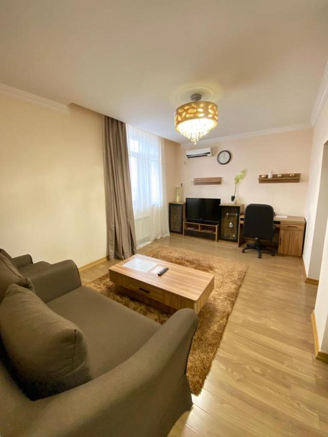 Atb Grand Hotel Atyrau Bagian luar foto